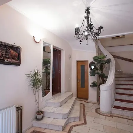 Zeno Villa Brasov